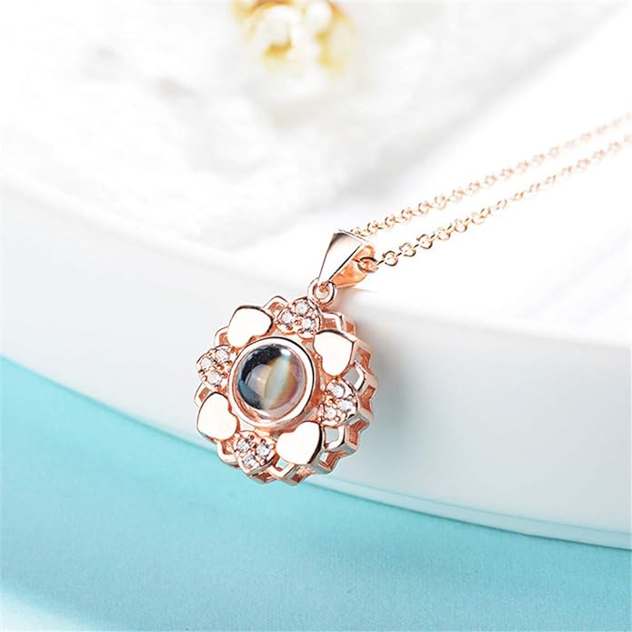 Naszyjnik "Rozkwit Elegancji" ze Zdjęciem w Środku