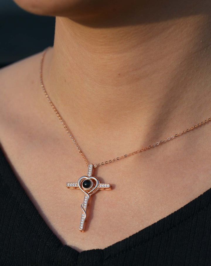 Naszyjnik "Miłosny Krzyż" ze Zdjęciem w Środku